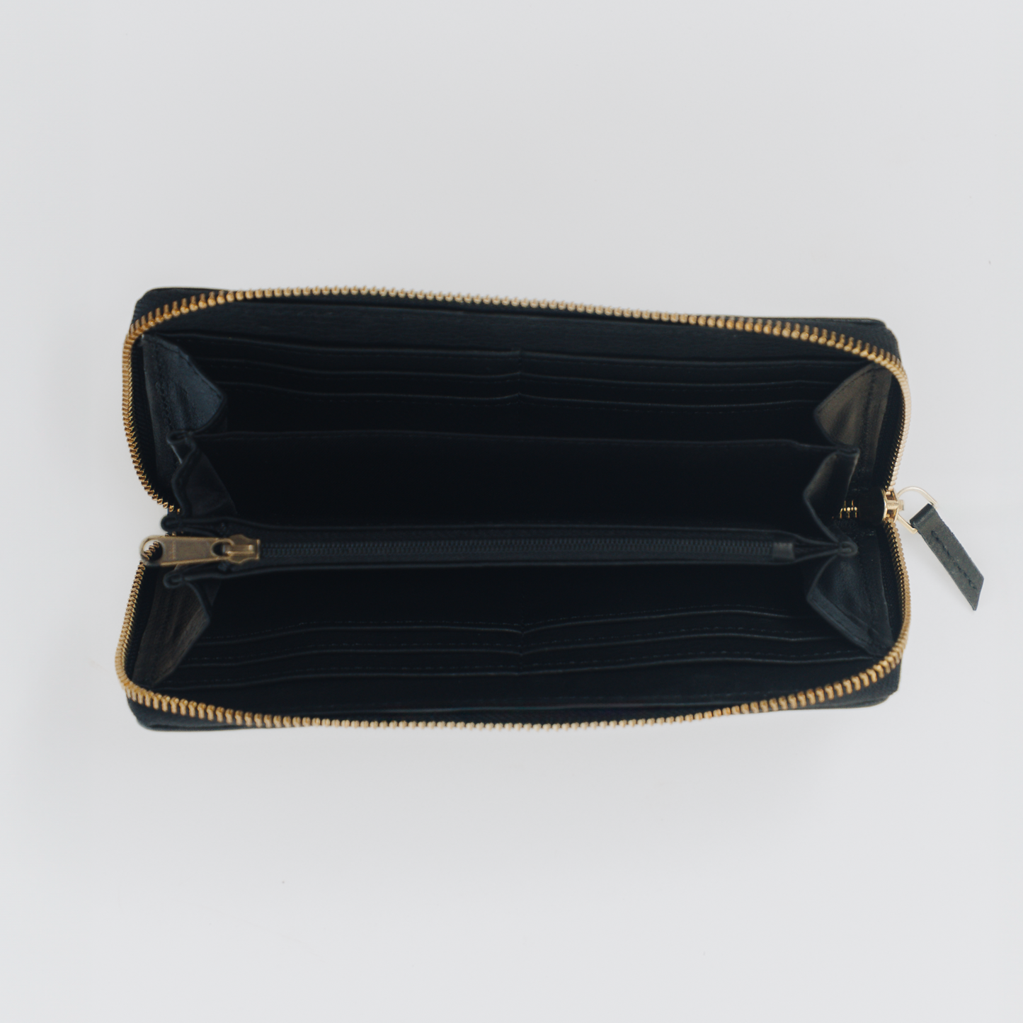 Essential Zip Wallet - Ikwetta x This Is Essential