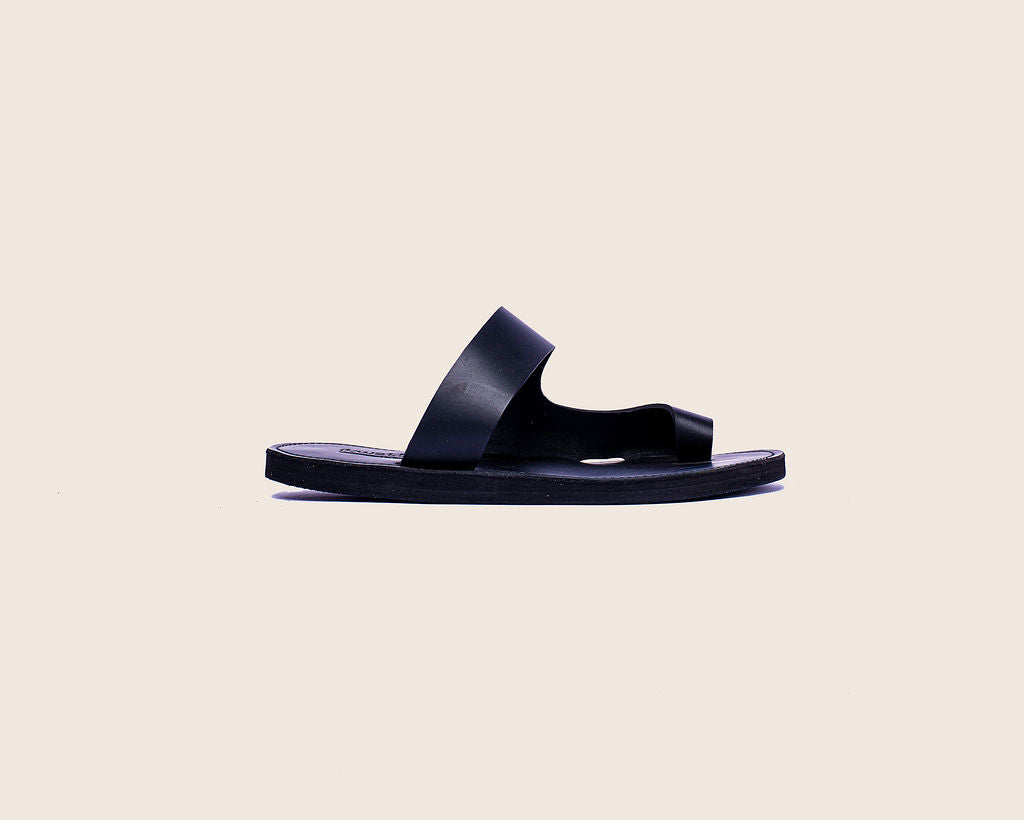 Gabu sandals for men in black smooth leather