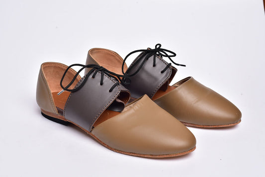 Kay Shoes in Brown