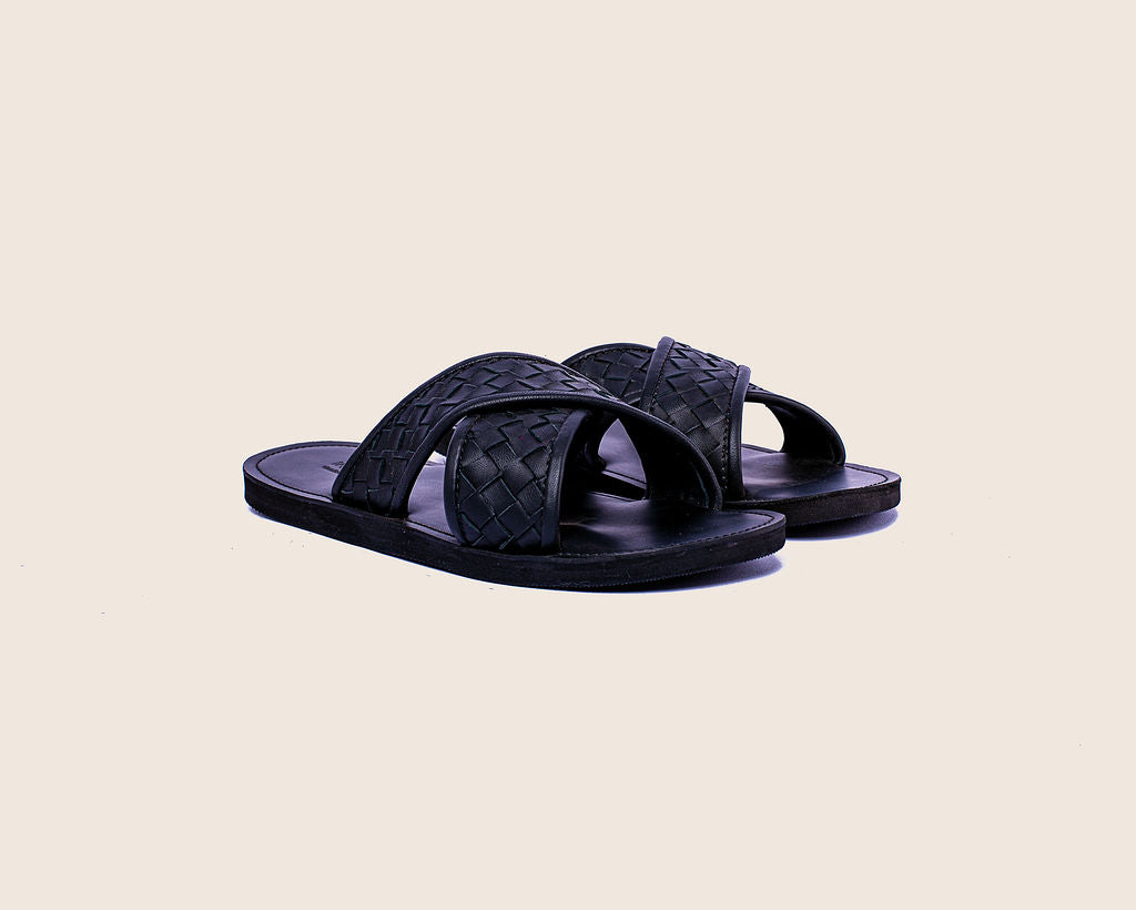 Diego slides in black woven sheep leather and rubber soles