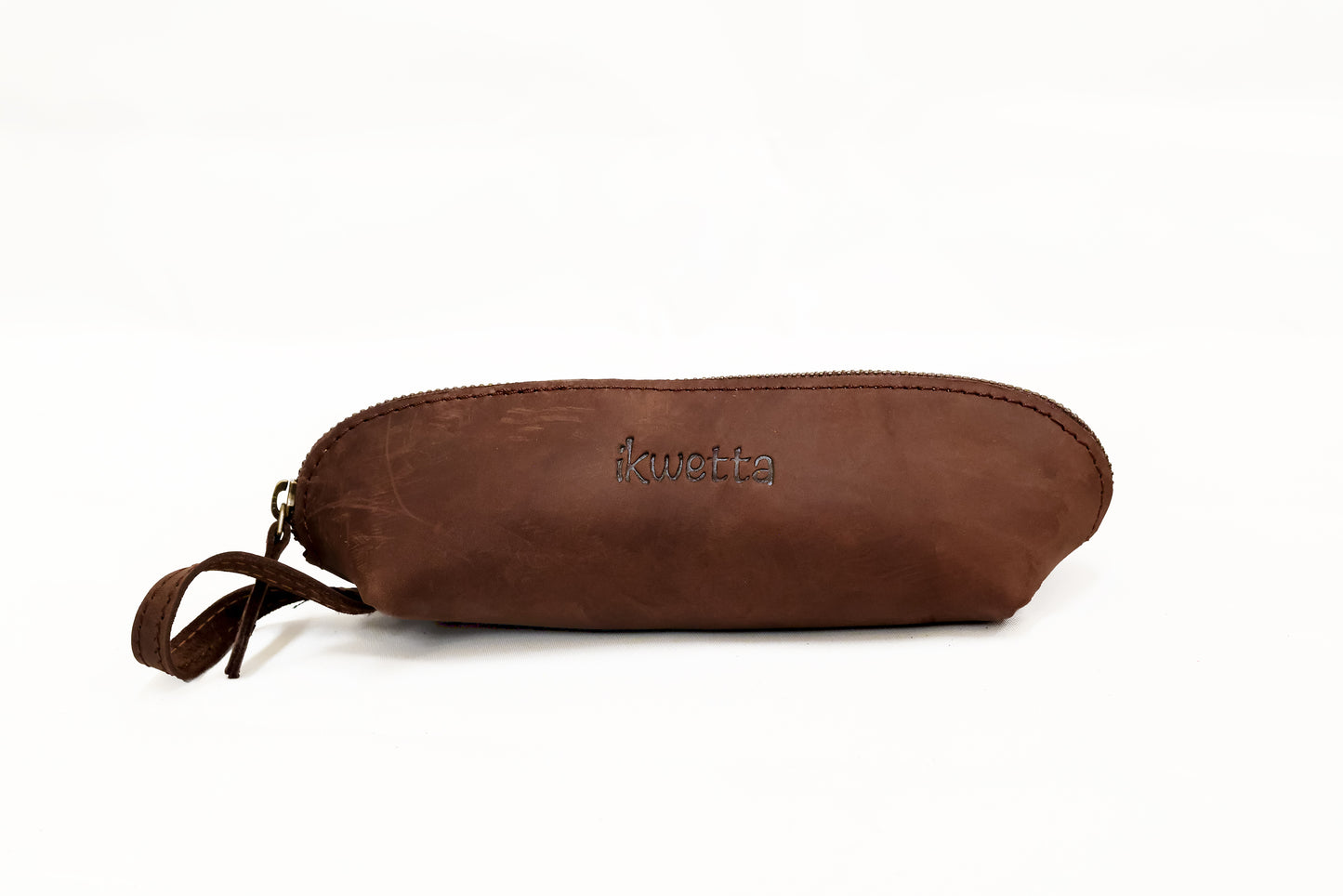 Pencil pouch in mocca oil pull up leatheer