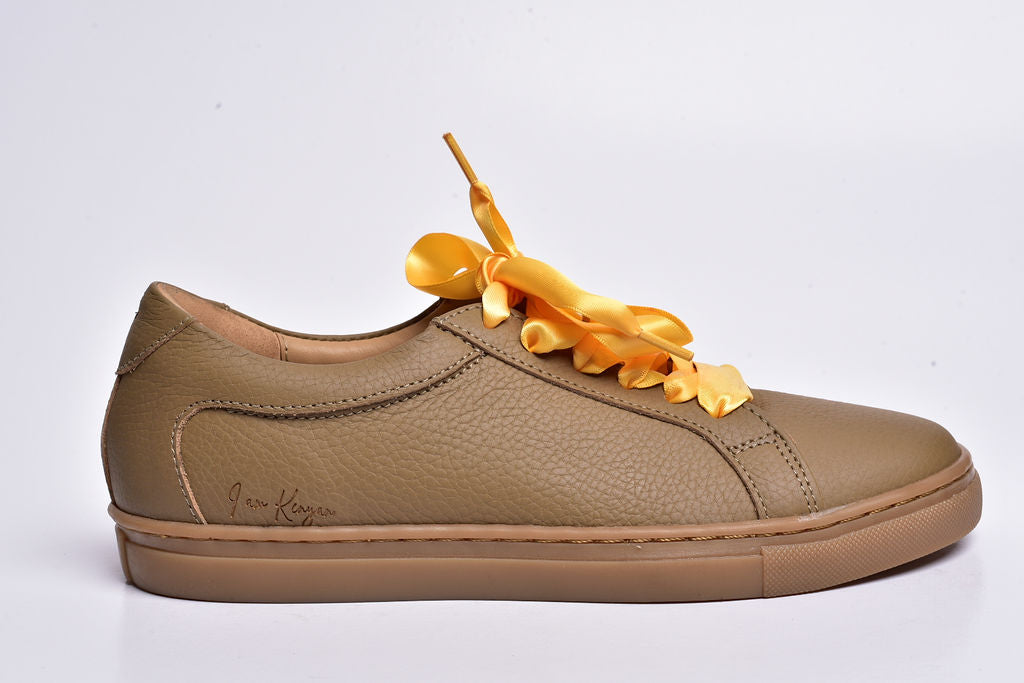 I am Kenyan Low Top in Tan