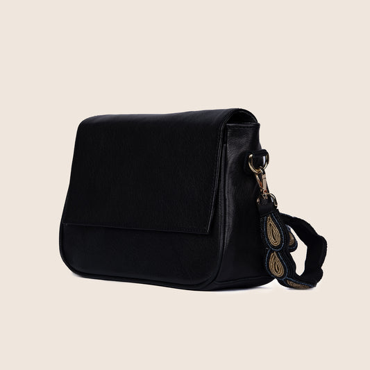 Providence bag in black smooth leather with Maasai beaded crossbody strap